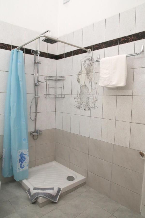 Lampias Apartments 克拉默特 外观 照片